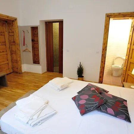 Dinicu - Location Braşov